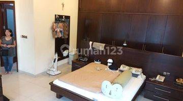 Gambar 2 RUMAH MEGAH 3 LANTAI + KOLAM RENANG ANGSANA FULLY FURNISHED