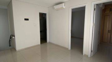 Gambar 1 Rumah 2 Lantai Bagus Semi Furnished SHM di Bintaro Sektor 7