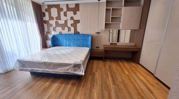 Gambar 5 Dijual Rumah Mewah 3 Lantai, Fully Furnished + Interior Di Golf Island, Pik 