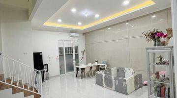 Gambar 2 Dijual Rumah Shm semi furnish Murah Di Sutorejo Surabaya Timur