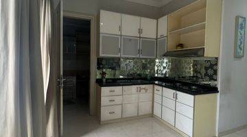 Gambar 4 Rumah Mewah 2 Lantai Di Sutera Onyx.