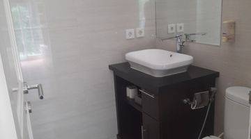 Gambar 2 Rumah 2 Lantai Bagus Semi Furnished SHM Green Venetian Bsd City