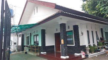 Gambar 1 Rumah 2 Lantai Bagus Unfurnished SHM Kebayoran Lama Jakarta Selatan