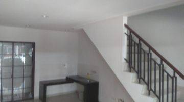 Gambar 5 Dijual Rumah Murah Di Green Lake City  Cluster East Asia 2 Lantai