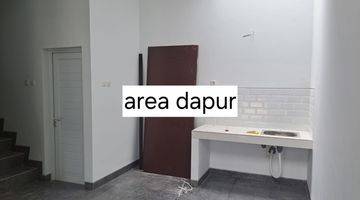 Gambar 1 Rumah Baru Modern Tropikal Di Pamulang, 3kamar, 2 Carport