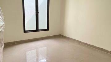 Gambar 3 Rumah baru,ready stock dekat MRT 