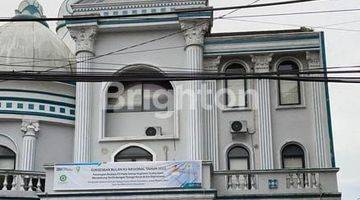 Gambar 1 Disewakan gedung MT haryono balikpapan pusat kota balikpapan