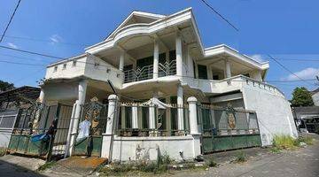 Gambar 1 Dijual Rumah 2 Lt SHM di Simpang Darmo Permai Selatan Surabaya