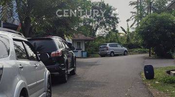 Gambar 2 Dihual Ruko Di Dalam Cluster Lippo Cikarang