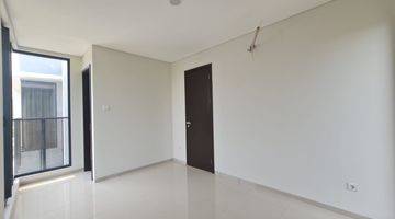 Gambar 5 Rumah Kebayoran Bintaro 2 Lantai SHM Hook 