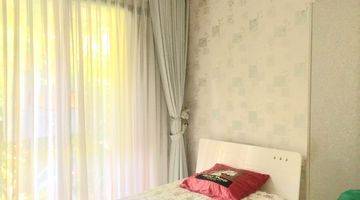 Gambar 1 Rumah 2 Lantai Di Kebayoran Bagus Semi Furnished SHM