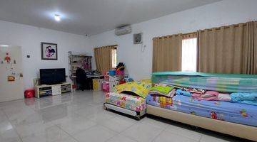 Gambar 2 Rumah luas bangunan 254m2 tanah 198m2 3 kamar 2 Lantai Bagus SHM di Cluster Lantana Jakarta Garden City Cakung