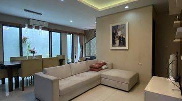 Gambar 3 Di jual Rumah semi Furnished di Taman pesona Kebembem jagakarsa