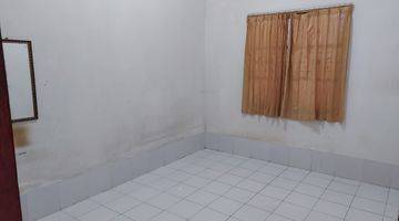 Gambar 2 Rumah Siap Huni. Pinggir Jalan Raya. 