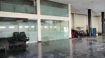 Gambar 2 Showroom Mobil Murah Dibawah NJOP 