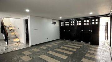 Gambar 2 Dijual Rumah Cilandak Private Lift 