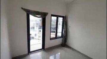 Gambar 4 Dijual Rumah Ready Siap Huni Lokasi Cipinang