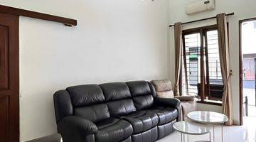 Gambar 3 Dijual Rumah Tebet, Cantik Dengan White Modern Style