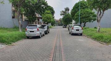 Gambar 2 Lokasi Favorit Dekat Loop Graha Famili Surabaya