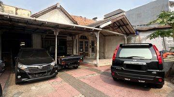 Gambar 1 Rp 29m, Dijual Rumah Lama di Jl. Cemarang Menteng