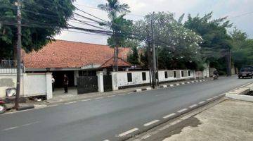 Gambar 3 Rumah Tua Hitung Tanah Lokasi Strategis di Jl.darmawangsa Cipete