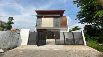 Gambar 1 Dijual  Rumah Di Sutorejo, Sutorejo  Jalan 4 Mobil New SHM