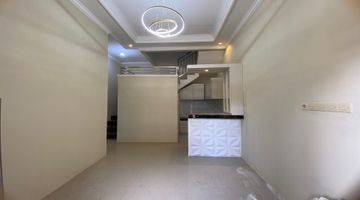 Gambar 2 Dijual  Rumah Baru Semi Furnished di Rangkah, Tambaksari