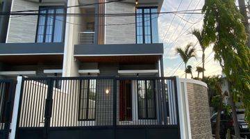 Gambar 1 Dijual Rumah Semi Furnished di Sutorejo Prima, Sutorejo