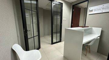 Gambar 4 Disewakan Ruang Kantor 69m2 Fully Furnished Jakarta Selatan. Menara 165