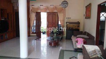 Gambar 2 RUMAH HOOK DEPAN TAMAN DI KENCANA LOKA BSD CITY (Full Furnished)