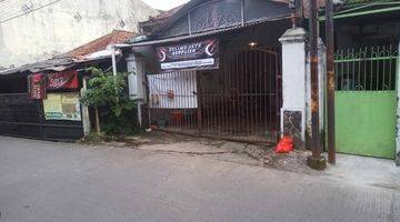 Gambar 4 Rumah di dekat pusat kota bandung