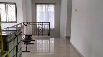 Gambar 3 Rumah 2 Lantai Bagus Furnished di Villa Melati Mas Bsd, Tangerang