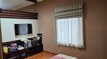 Gambar 4 Rumah 2 Lantai Bagus Semi Furnished di Pondok Hijau Golf Tgr