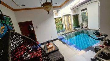 Gambar 2 Private Pool Jatiwaringin - Duren Sawit Jakarta Timur 