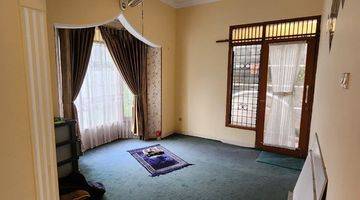 Gambar 3 Rumah Dijual Harga Bagus 2 Lantai Semi Furnished SHM Jati Cempaka Jakarta Timur