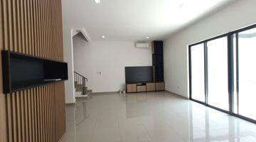 Gambar 1 Rumah Semi Furnish Mewah 2Lt 10x20 4+1KT Simprug Residence Pik 2