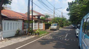 Gambar 5 Rumah pinggir jln utama, bisa utk usaha, tdk banjir