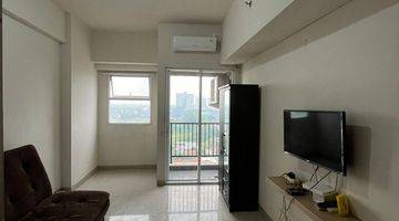 Gambar 1 Disewa Apartemen 1 BR Parkland Avenue Semi Furnished Gratis Ipl