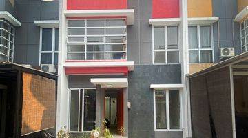 Gambar 1 Rumah Cantik Terawat di Cluster Milano Village Gading Serpong