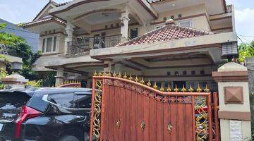 Gambar 1 Dijual Rumah 2 Lantai Shm Bagus Ada Kolam Renang