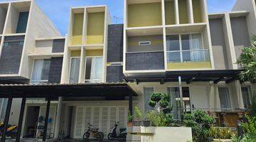 Gambar 1 Dijual Rumah Cantik 2 Lantai Di Cluster Mozart 