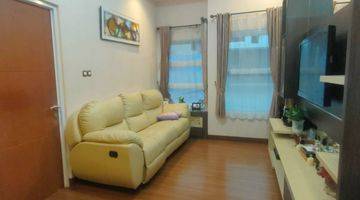 Gambar 2 Rumah 2 Lantai Bagus Furnished SHM di Cluster Di Sayap Astanaanyar, Bandung Kota