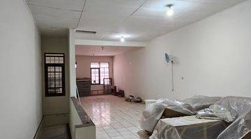 Gambar 3  Ruko Disewakan  di TKI 2, Taman Kopo Indah 100 m² Unfurnished SHM - Sertifikat Hak Milik