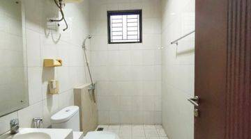 Gambar 4 Rumah Mewah Furnished di Green Cove, Bsd City, Tangerang R W