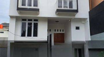 Gambar 1 Dijual Rumah Rapi Modern Status SHM di Karawaaci Tangerang