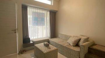 Gambar 2 Rumah Minimalis Modern Tabebuya Impresahus Semi Furnished di Bsd City, Tangerang