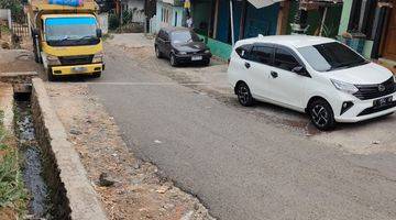 Gambar 3 KEBUN PETAI + RUMAH DI BATUJAJAR