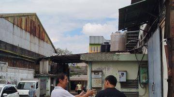 Gambar 3 GUDANG TENGAH KOTA, AKSES CONTAINER JARANG ADA