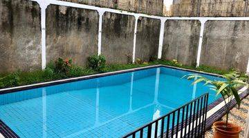 Gambar 1 Dijual Rumah Kemang Swimming Pool Harga Murah  Shm  Komplek 