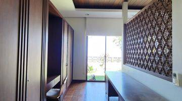 Gambar 5 Cliff front Villa with Ocean View in Uluwatu.